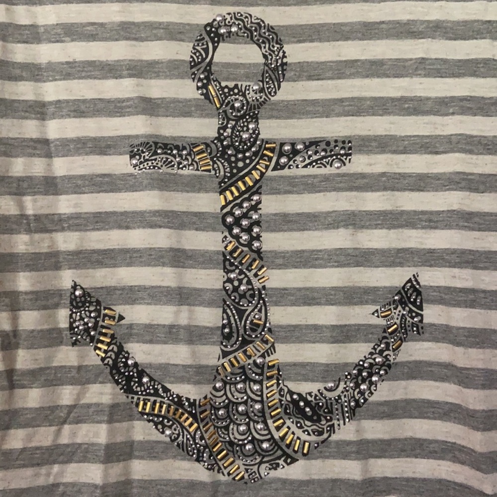 Top - Picture 2 of 2